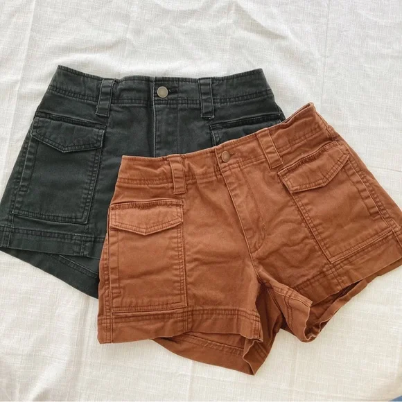 Bundle of 2 Old Navy Flap Pocket High Waisted Shorts in black and brown - Picture 1 of 7